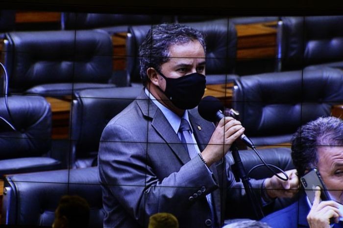 Efraim Filho questionou a votação do parecer - (Foto: Najara Araújo/Câmara dos Deputados)