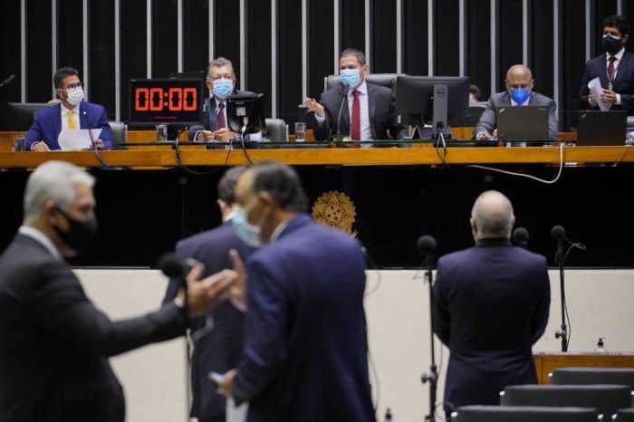 Sessão do Plenário da Câmara dos Deputados - (Foto: Pablo Valadares/Câmara dos Deputados)