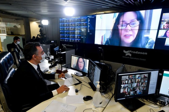 Rose de Freitas foi a relatora do projeto, que determina que a bancada feminina no Senado terá representante no colégio de líderes - (Foto: Leopoldo Silva/Agência Senado)