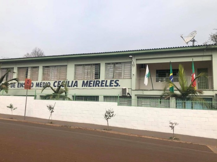 Objetivo é combater a evasão escolar nos anos finais do ensino fundamental e incentivar a permanência de estudantes entre o 6º e 9º ano (Foto: Diones Roberto Becker)