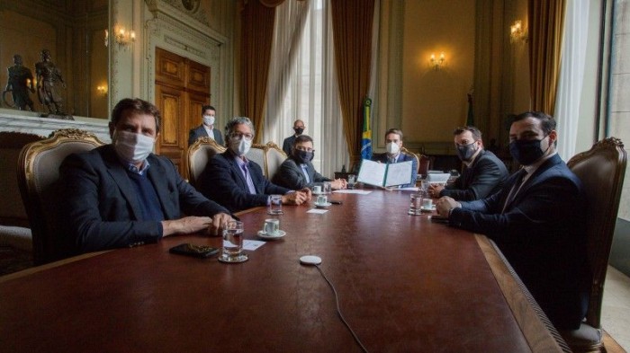 A nova lei, sancionada no Palácio Piratini, deve entrar em vigor dentro de 90 dias - Foto: Felipe Dalla Valle/Palácio Piratini