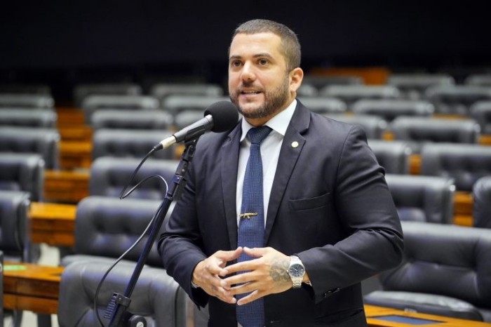 Jordy: proposta vai contribuir para o melhor desenvolvimento do processo penal - (Foto: Pablo Valadares/Câmara dos Deputados)