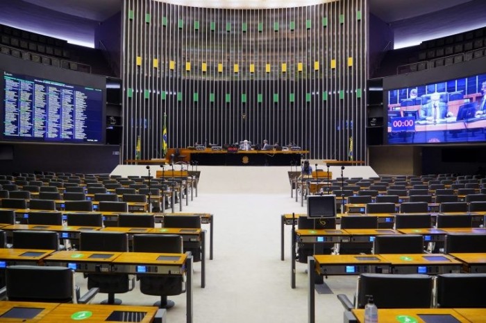 Plenário está reunido em sessão deliberativa híbrida - (Foto: Pablo Valadares/Câmara dos Deputados)