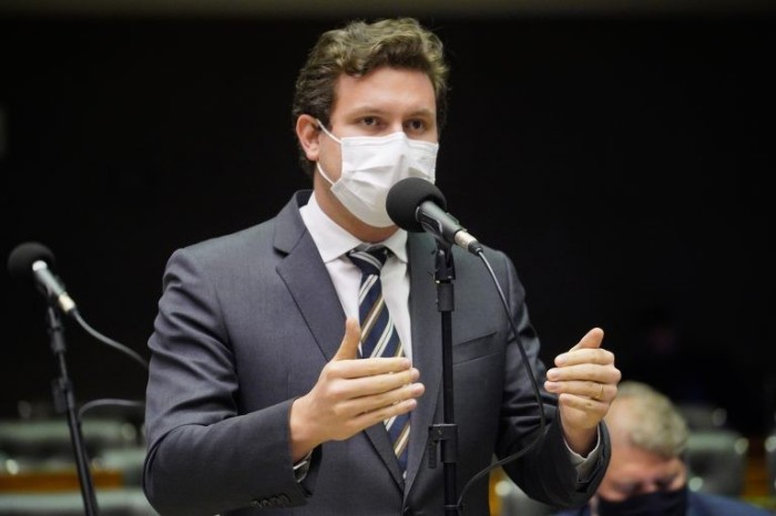 Misasi: proposta está em consonância com a jurisprudência do TSE - (Foto: Pablo Valadares/Câmara dos Deputados)