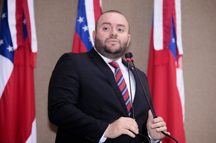 Fausto Junior deve detalhar aos senadores as investigações em âmbito estadual de atos administrativos ilícitos durante a crise sanitária - Hudson Fonseca/Aleam