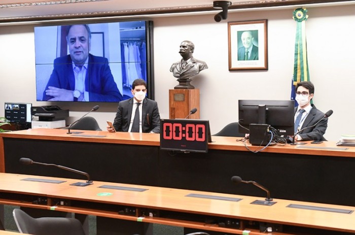 O deputado Aécio Neves será o presidente da Comissão Mista de Controle das Atividades de Inteligência e a senadora Kátia Abreu, vice. As reuniões serão secretas por tratarem de questões de seguraça nacional - Jefferson Rudy/Agência Senado