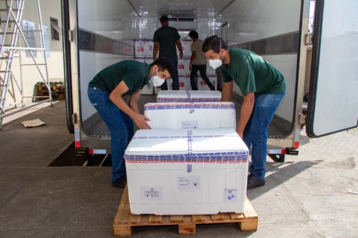 Minas Gerais tem recorde de recebimento de vacinas em junho