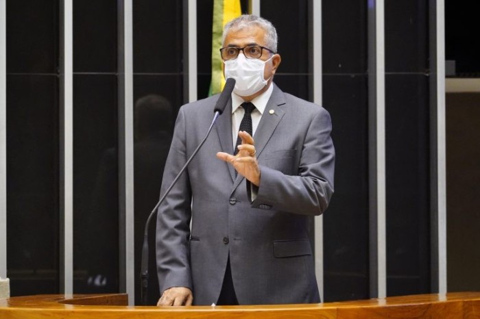 Christino Aureo: evolução do processo regulatório na concessão de licenças - (Foto: Pablo Valadares/Câmara dos Deputados)