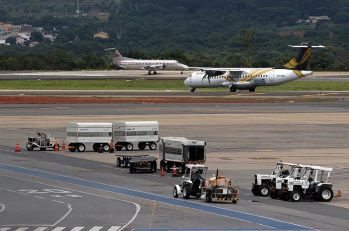 Para o autor do requerimento do debate, Izalci Lucas, a oferta de serviços de aviação é assimétrica e tem características de desenvolvimento econômico e social de cada estado - Andre Borges/Angência Brasília