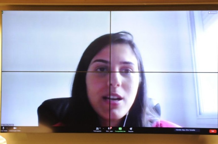 Tonietto: medida prejudicaria ofertas de trabalho para mulheres - (Foto: Gustavo Sales/Câmara dos Deputados)