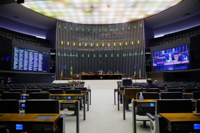 Sessão do Plenário analisa propostas - (Foto: Pablo Valadares/Câmara dos Deputados)