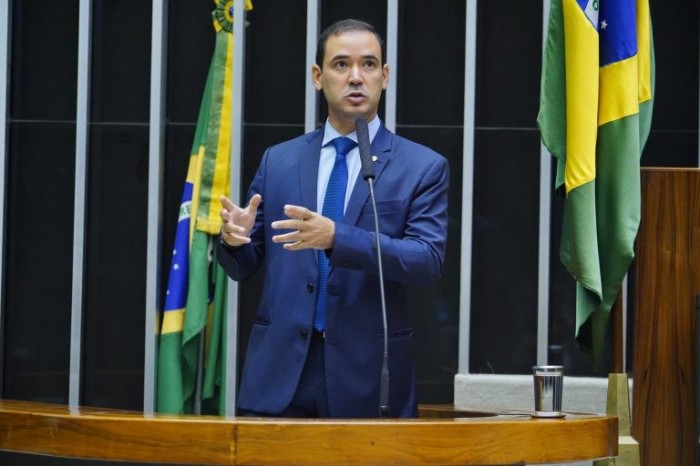 Vicentinho Júnior, relator da PEC - (Foto: Pablo Valadares/Câmara dos Deputados)