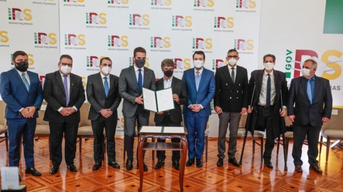 A assinatura do contrato de venda da CEEE-D encerrou o primeiro processo de privatização da atual gestão - Foto: Itamar Aguiar/Palácio Piratini