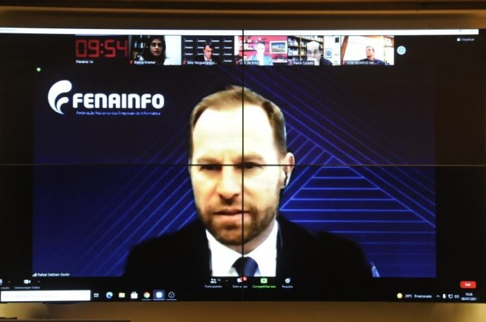 Rafael Sebben, da Fenainfo, em audiência na Comissão de Ciência e Tecnologia - (Foto: Gustavo Sales/Câmara dos Deputados)