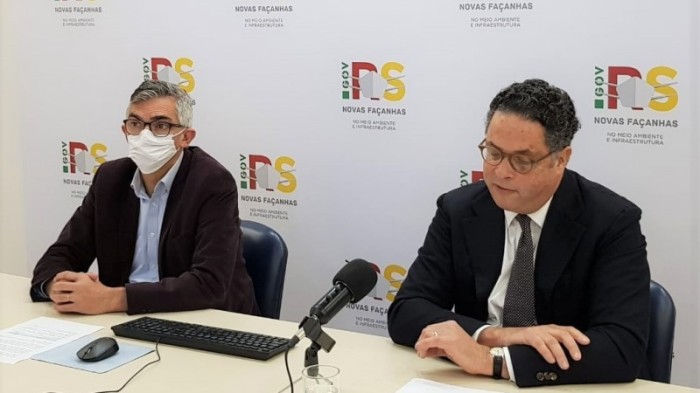 Secretário Luiz Henrique Viana e o presidente da Sulgás, Carlos Colón, durante a audiência que teve transmissão pela internet - Foto: Tom Alves / Sema