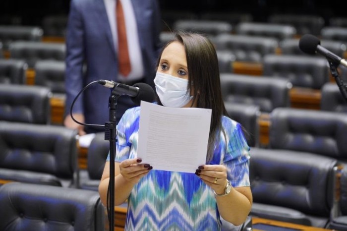 Renata Abreu: distritão deve ser usado em 2022 como transição para distrital misto - (Foto: Pablo Valadares/Câmara dos Deputados)