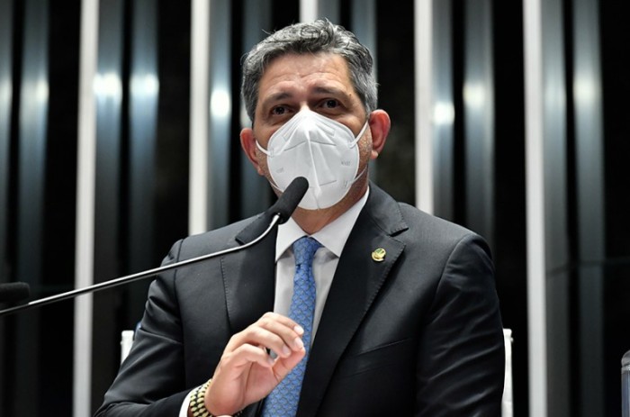 O senador Rogério Carvalho, relator do projeto, prevê que o texto irá a votação na terça-feira - Waldemir Barreto/Agência Senado