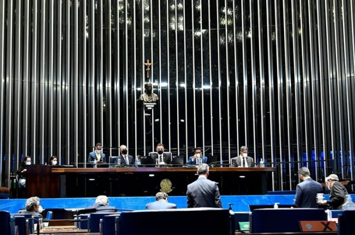 Senadores durante a votação do projeto - Waldemir Barreto/Agência Senado