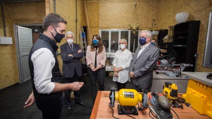 Leite destacou dedicação da equipe para conservação, restauração e preservação dos espaços e do mobiliário do Piratini - Foto: Felipe Dalla Valle / Palácio Piratini