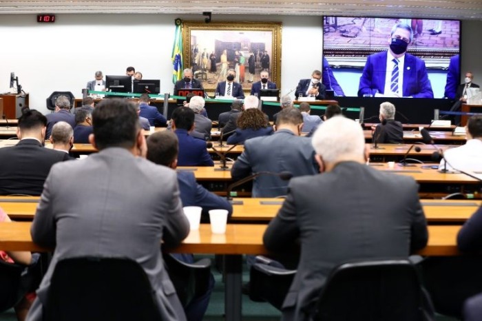 Braga Neto foi interpelado por deputados de três comissões da Câmara - (Foto: Cleia Viana/Câmara dos Deputados)