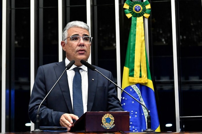 Senador Eduardo Girão (Podemos-CE) condenou o que chamou de ''escalada autoritária" do STF e do TSE - Waldemir Barreto/Agência Senado