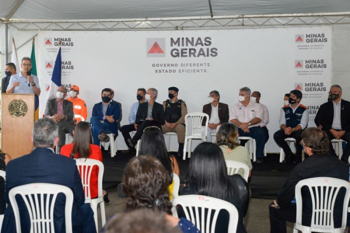 Romeu Zema visita municípios da Zona da Mata e anuncia parceria para atendimento oncológico