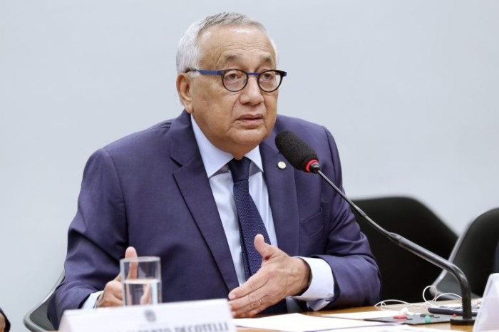 Deputado Gastão Vieira, relator do projeto de decreto legislativo - (Foto: Michel Jesus/Câmara dos Deputados)