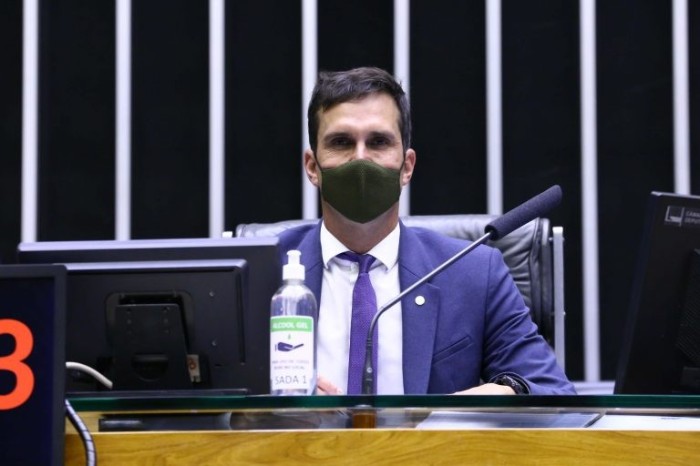 Luiz Lima: é preciso estimular a prática de esportes - (Foto: Cleia Viana/Câmara dos Deputados)