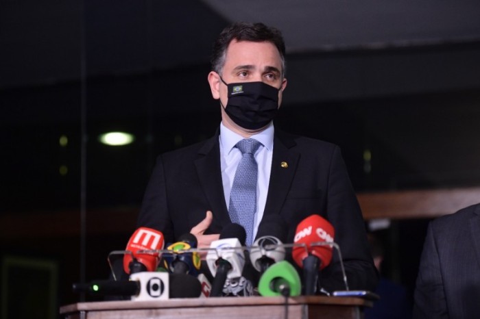 O presidente do Senado, Rodrigo Pacheco, informou que submeteu a denúncia à Advocacia do Senado e justificou a decisão citando a preservação da independência entre os Poderes. Pedido será arquivado - Marcos Brandão/Senado Federal