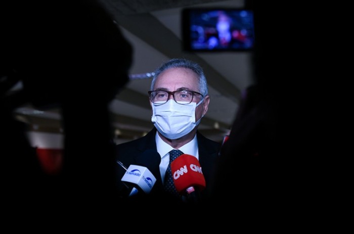 O senadores da CPI da Pandemia têm até o dia 5 de novembro pra votar o relatório. Renan afirmou em coletiva, nesta quinta-feira (26), que entregará o documento até a segunda quinzena de setembro - Edilson Rodrigues/Agência Senado