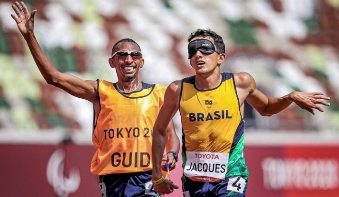Bolsista do Governo de MS, Yeltsin Jacques é ouro no atletismo na Paralimpíada de Tóquio e bate recorde das Américas