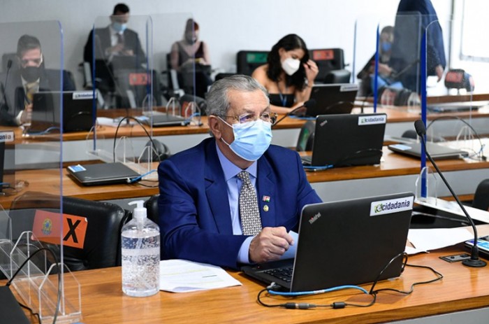 Aprovado pela CAS, o PL 5.503/2019 segue para a Comissão de Assuntos Econômicos; o senador Jayme Campos (DEM-MT) apresentou relatório favorável ao projeto do senador Paulo Paim (PT-RS) - Roque de Sá/Agência Senado