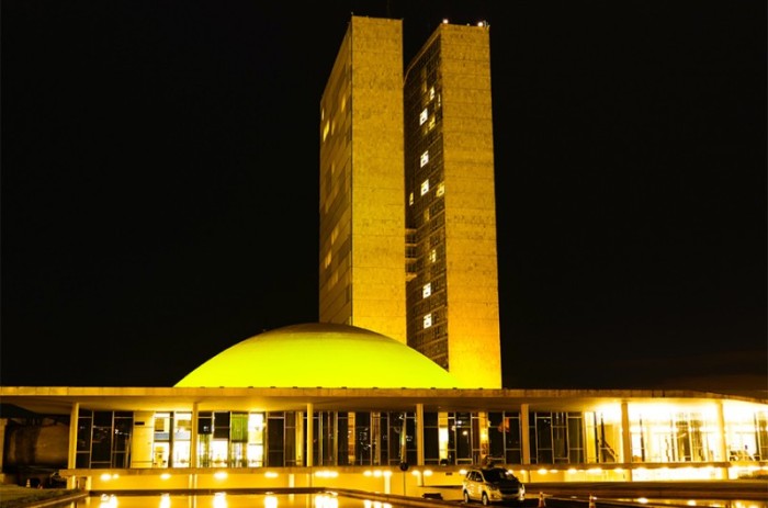 Senado homenageia o Setembro Amarelo para conscientizar sobre a prevenção ao suicídio