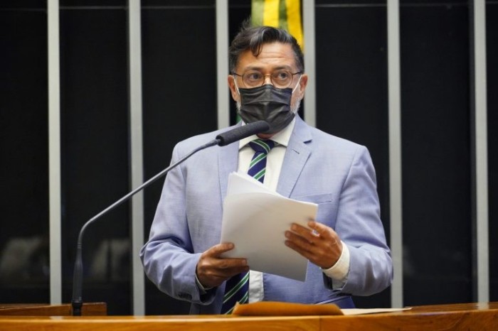Para Eduardo Barbosa, o projeto é oportuno e conveniente - (Foto: Pablo Valadares/Câmara dos Deputados)