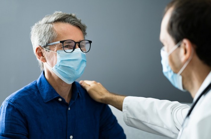 De acordo com o autor da proposta, Reguffe (Podemos-DF), as operadoras evitam vender planos individuais para obrigar os consumidores a adquirir planos que não contam com as mesmas garantias - Andriy Popov/Stockphoto