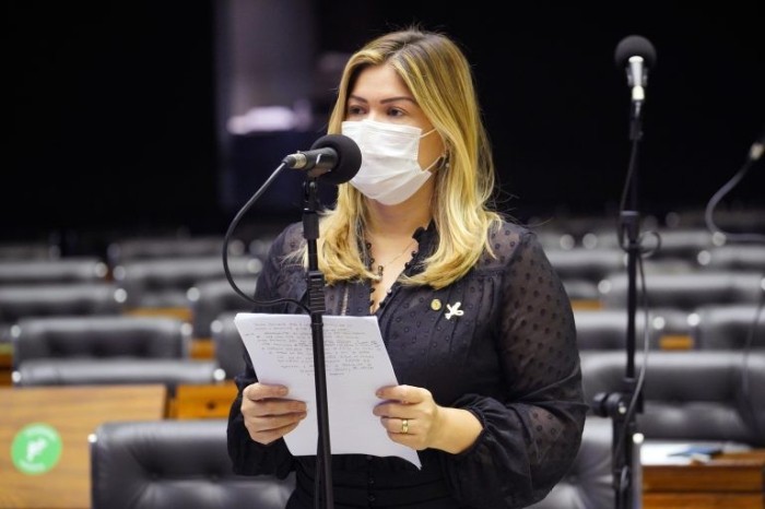 Comissão aprova projeto que isenta de impostos alimentos para diabéticos