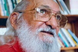 Comissão discute atualidade da produção teórica de Paulo Freire, que faria 100 anos neste mês