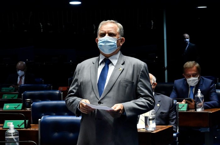 A sessão foi proposta pelo senador Izalci Lucas (PSDB-DF)