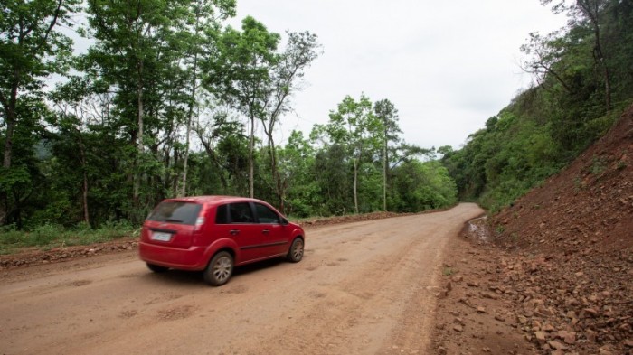 Trecho de 4,7 quilômetros contemplado com recursos liga Barra do Rio Azul a Aratiba e a Erechim - Foto: Felipe Dalla Valle / Palácio Piratini