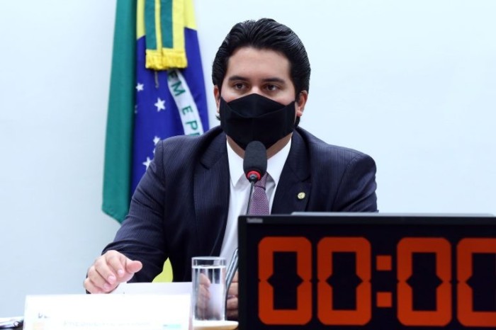 André Fufuca recomendou a aprovação da proposta - (Foto: Gustavo Sales/Câmara dos Deputados)