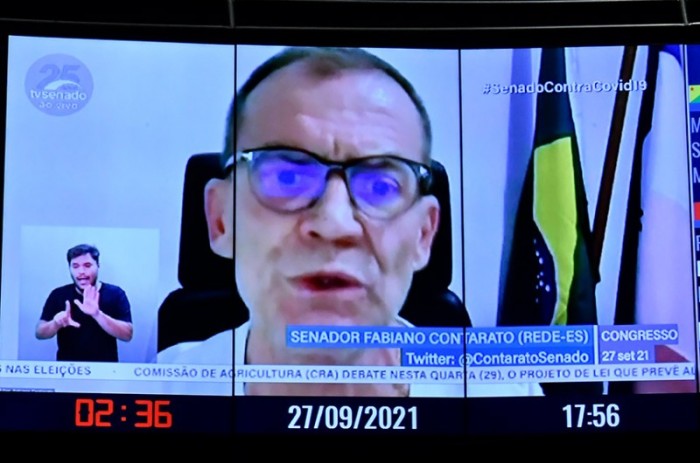 O senador Fabiano Contarato (Rede-ES) defendeu a derrubada do veto, argumentando que o projeto pode fortalecer os municípios do Espírito Santo - Waldemir Barreto/Agência Senado