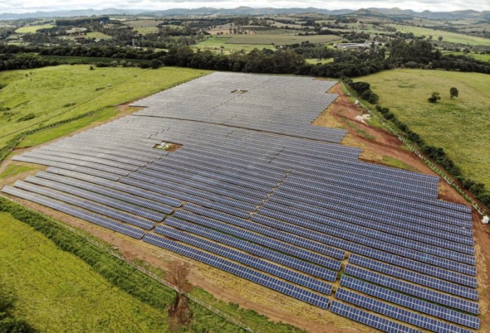 Energia solar por assinatura é opção mais econômica na crise hídrica 