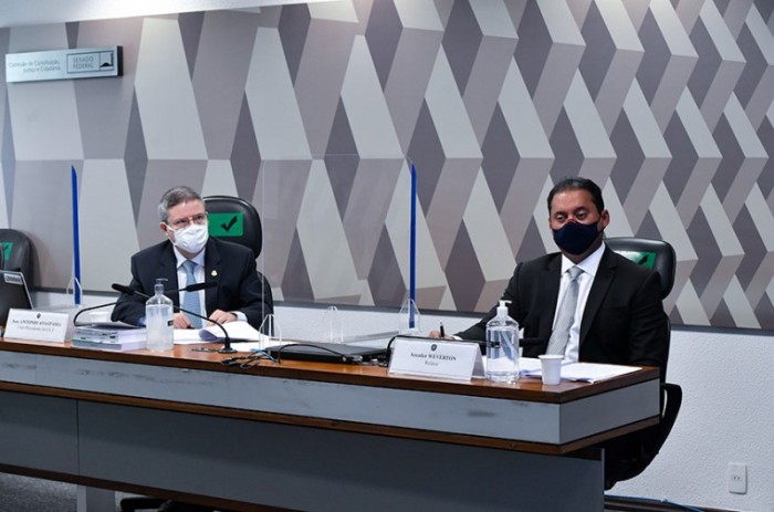 O vice-presidente da CCJ, Antonio Anastasia, e o relator do projeto, Weverton - Leopoldo Silva/Agência Senado