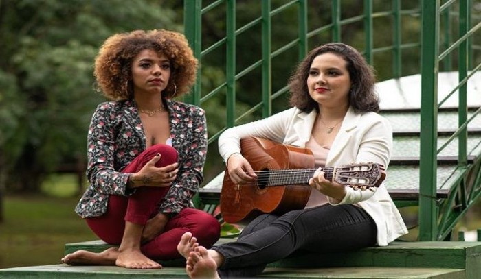 Som da Concha deste sábado terá voz e violão de Femme Lounge e a guitarra de Ton Alves