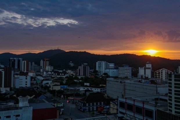 Joinville é a primeira a figurar na lista com 22.199 postos de trabalho gerados - Foto: Mauricio Vieira / Secom 