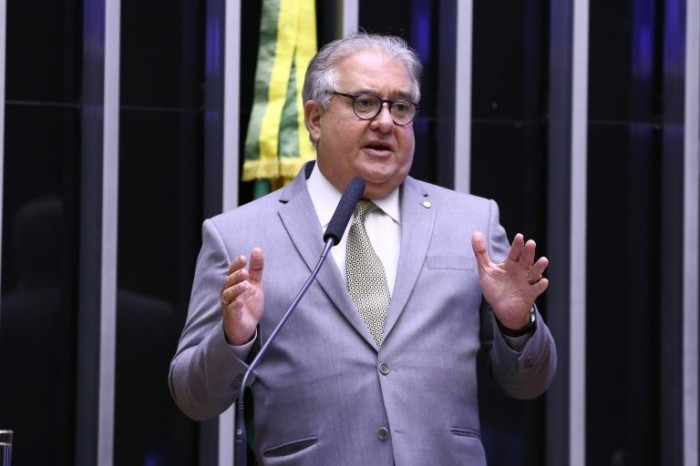 Coutinho: definição deve continuar sendo feita por meio das normas infralegais - (Foto: Najara Araújo/Câmara dos Deputados)