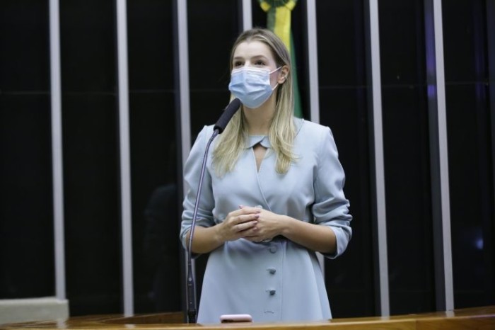 Comissão debate ensino de cuidados paliativos nos cursos de Medicina