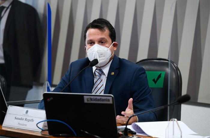 O relator na CTFC foi o senador Reguffe (Podemos-DF), presidente da Comissão, que classificou como “inadmissível” as quantias consumidas pelo setor público com viagens - Marcos Oliveira/Agência Senado