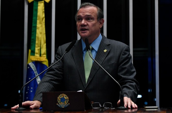 O projeto foi aprovado pelo Senado nesta terça-feira e agora segue para análise na Câmara dos Deputados - Jefferson Rudy/Agência Senado