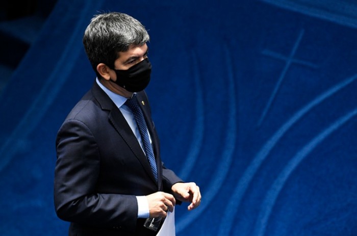 Para o líder da oposição, senador Randolfe Rodrigues (Rede-AP), o texto foi feito “por encomenda” e cria uma “anistia” para autoridades investigadas - Jefferson Rudy/Agência Senado